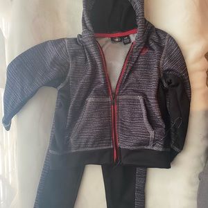 Boys Body Glove matching sweatsuit.